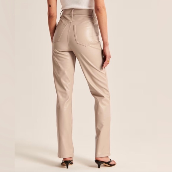Abercrombie and Fitch High Rise Vegan Leather 90s Straight Pant - Picture 2 of 6